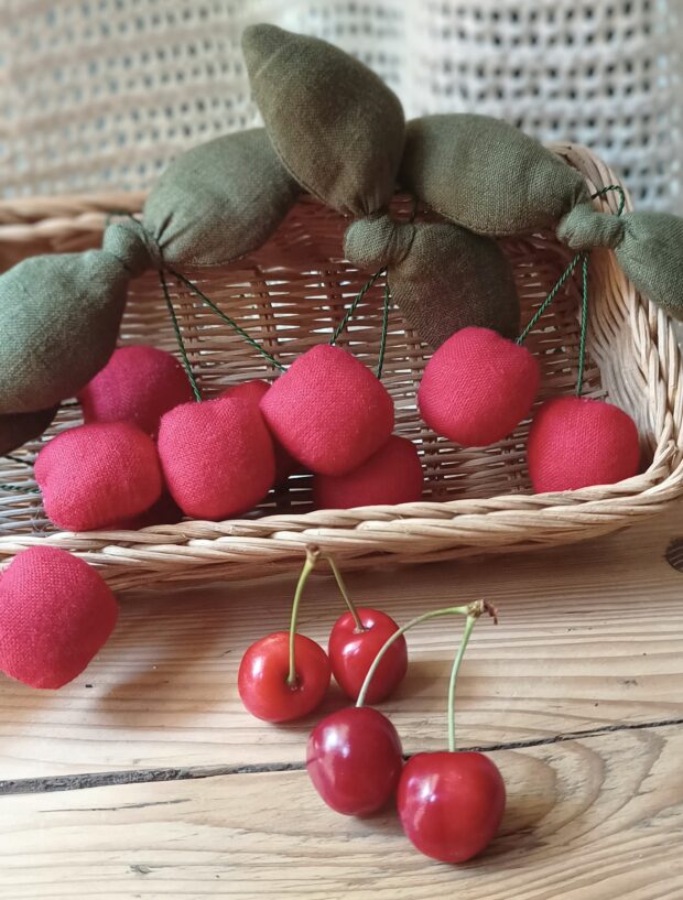 Esencja Sanok - Lniane Wisienki - zdjęcie poglądowe